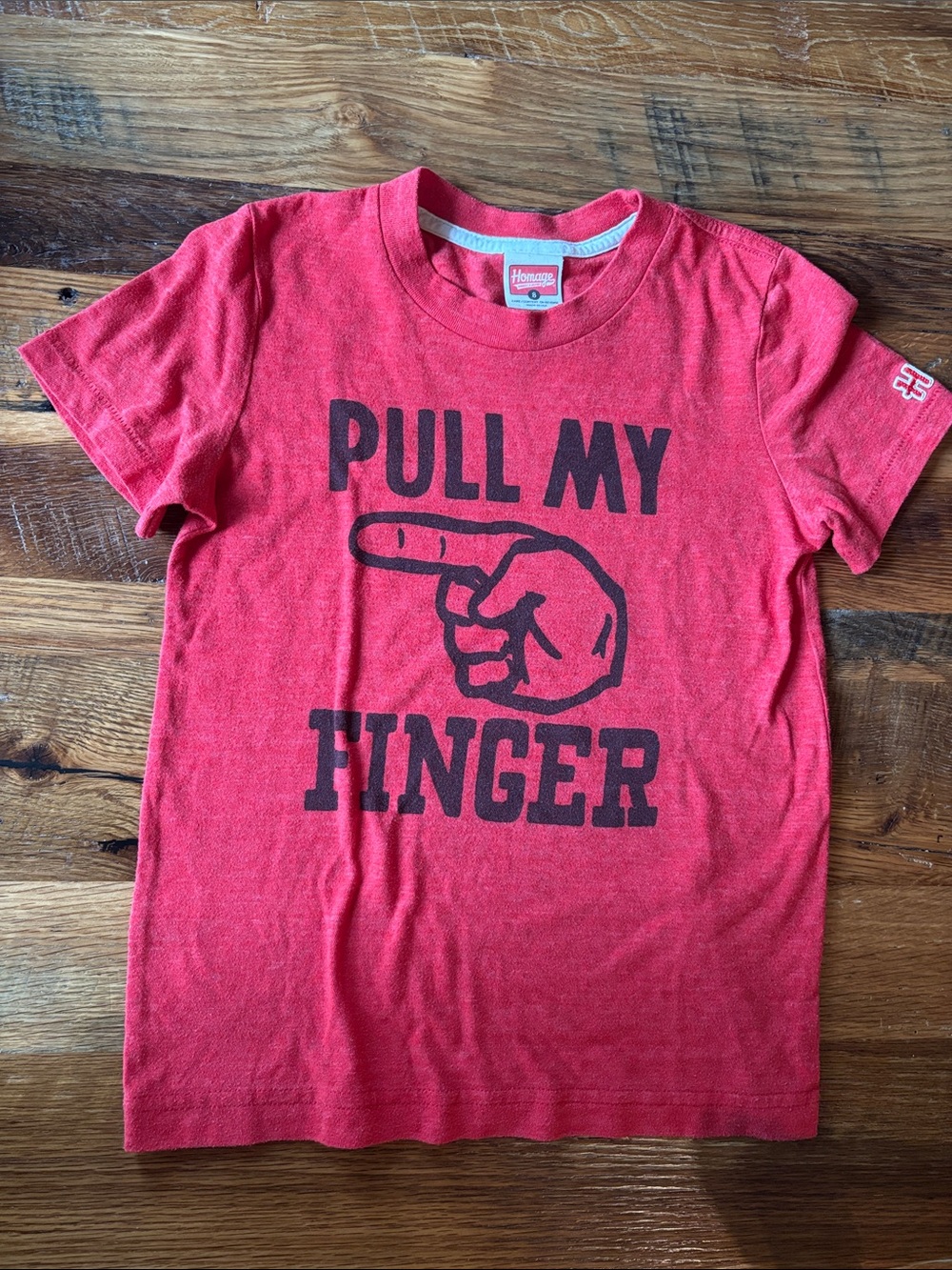 Homage Red Kids Short Sleeve 'Pull My Finger' Graphic Tee size 8